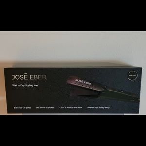 Jose Eber wet or dry flat iron